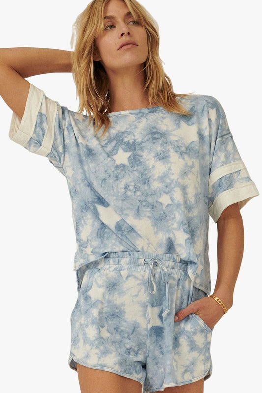 A Star-pattern Tie-dye Knit Top