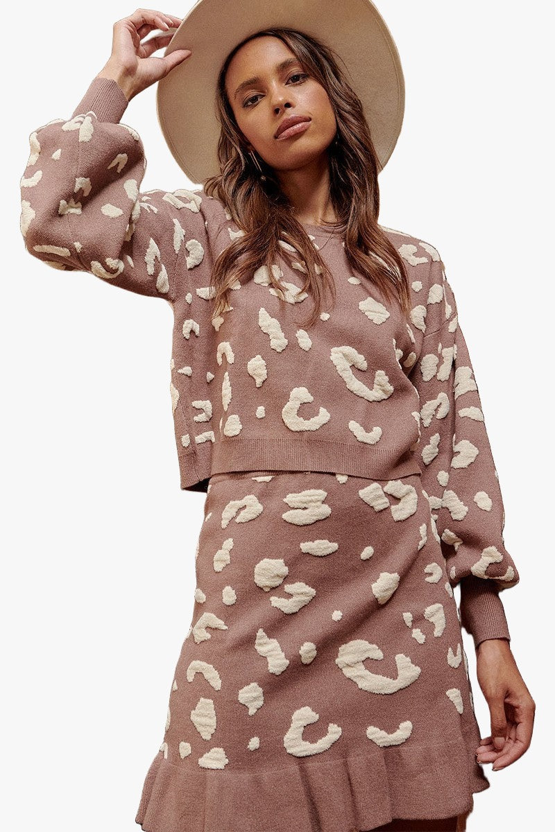 A Leopard-print Knit Mini Skirt